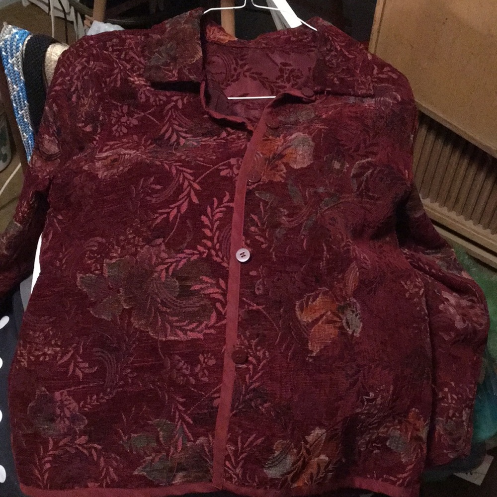 Red jacket - Picture 2 of 2